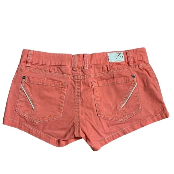 Union Bay - Shorts - Size 11 - Color - Picture 2 of 3